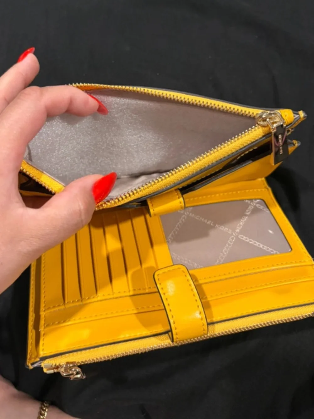 (NWOT) Michael Kors Jet Set Double Zip Wristlet Jasmine Yellow Pebbled Leather